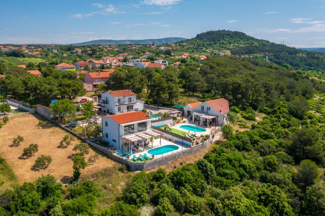 Villa Plenca - Heated Pool ! Šibenik Extérieur photo