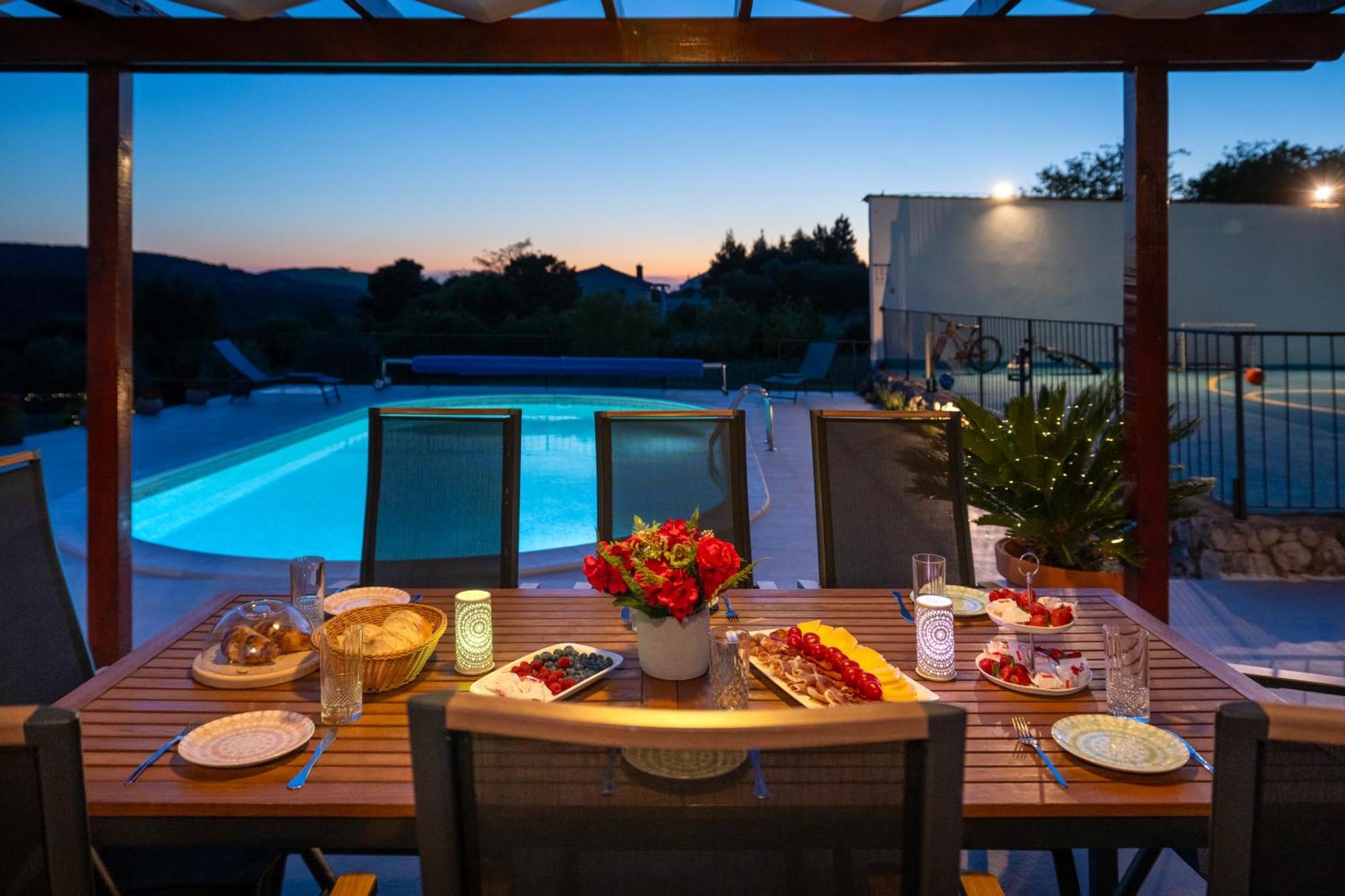 Villa Plenca - Heated Pool ! Šibenik Extérieur photo