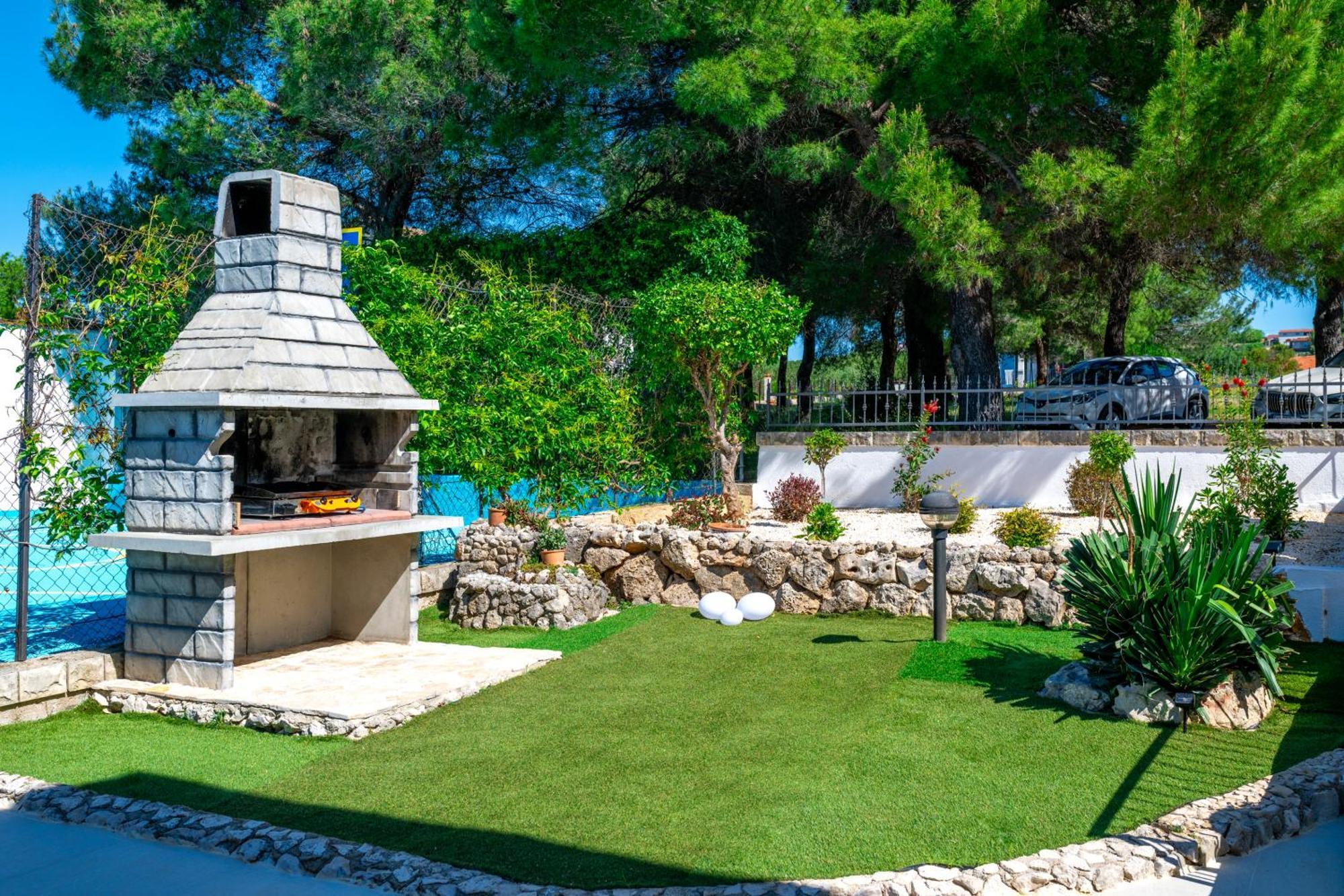 Villa Plenca - Heated Pool ! Šibenik Extérieur photo